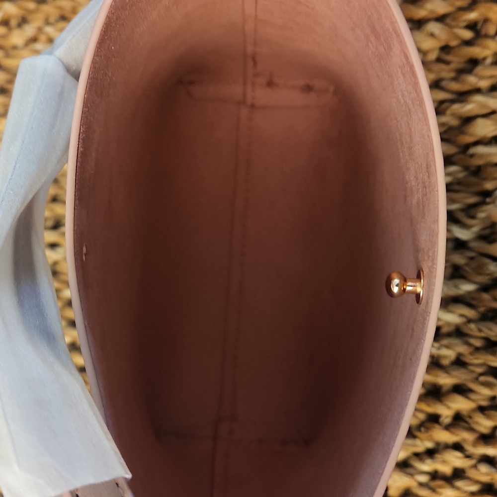 NEW Samara Peony Bucket Purse (bin 5) - Picture 5 of 6